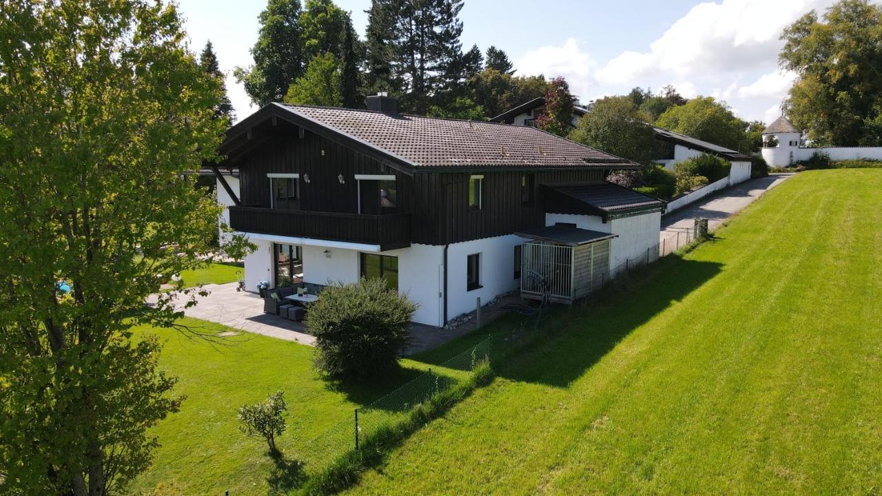 Schönes Ferienhaus am Herrenberg Prien Exterior foto