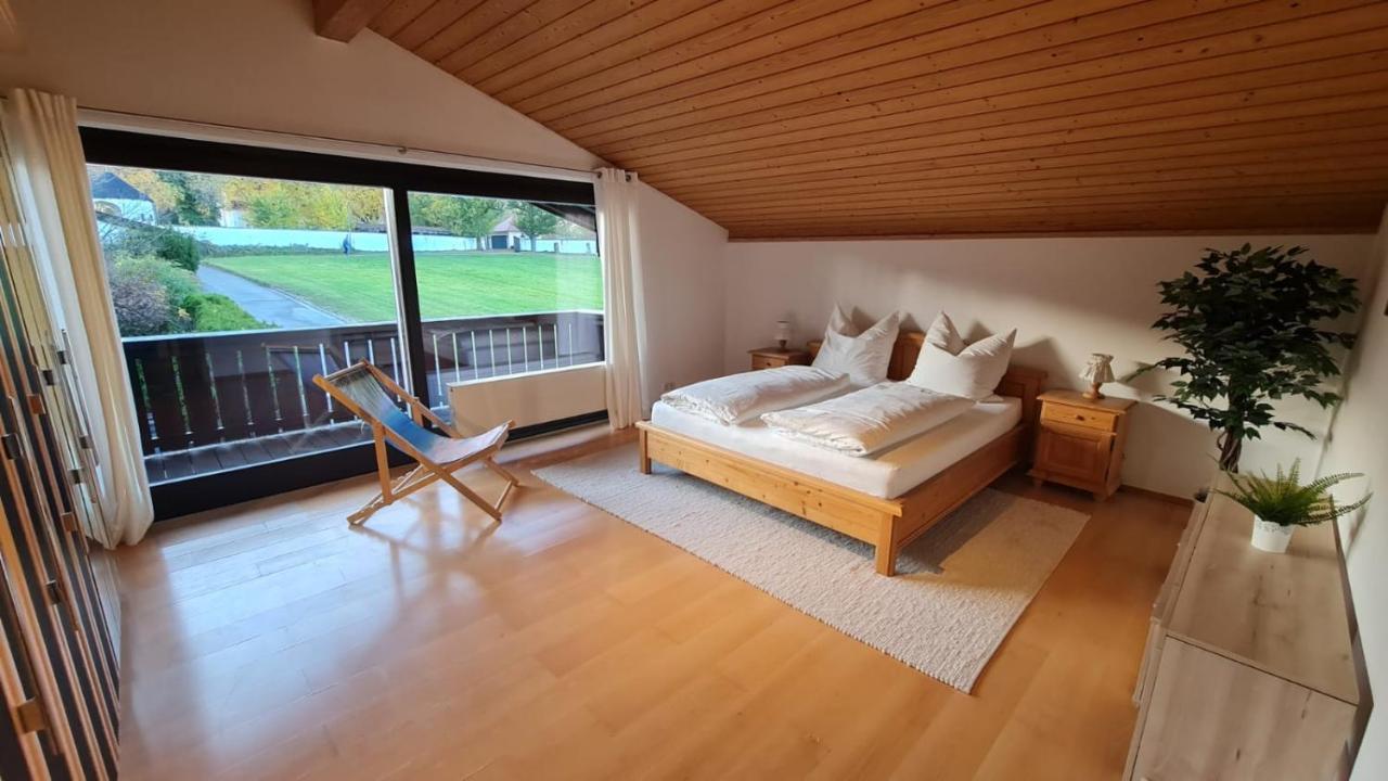 Schönes Ferienhaus am Herrenberg Prien Exterior foto