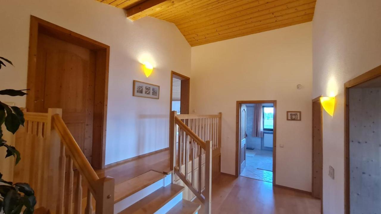 Schönes Ferienhaus am Herrenberg Prien Exterior foto