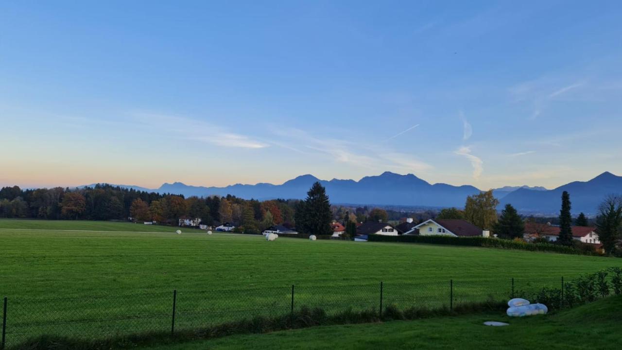Schönes Ferienhaus am Herrenberg Prien Exterior foto