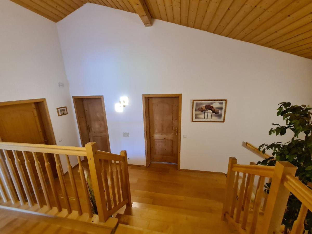 Schönes Ferienhaus am Herrenberg Prien Exterior foto