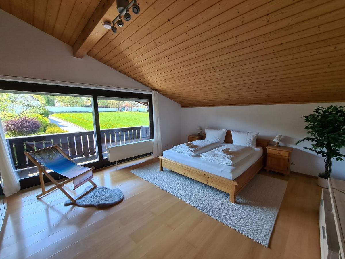 Schönes Ferienhaus am Herrenberg Prien Exterior foto