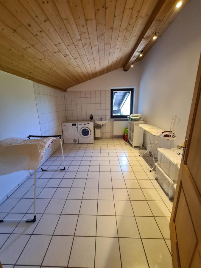 Schönes Ferienhaus am Herrenberg Prien Exterior foto